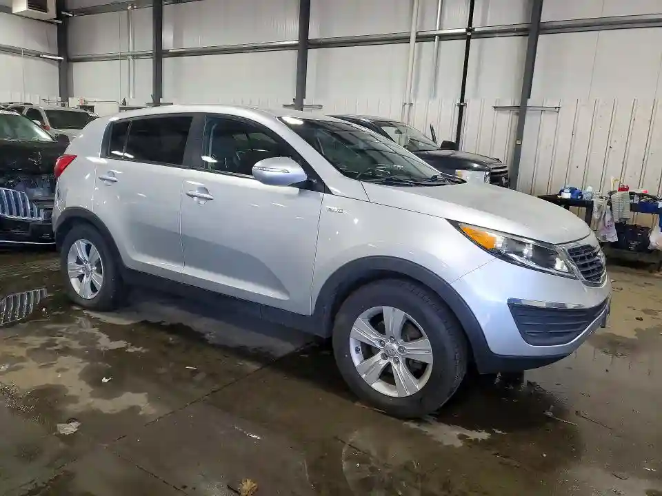 KNDPBCA20D7409431 2013 KIA SPORTAGE-3