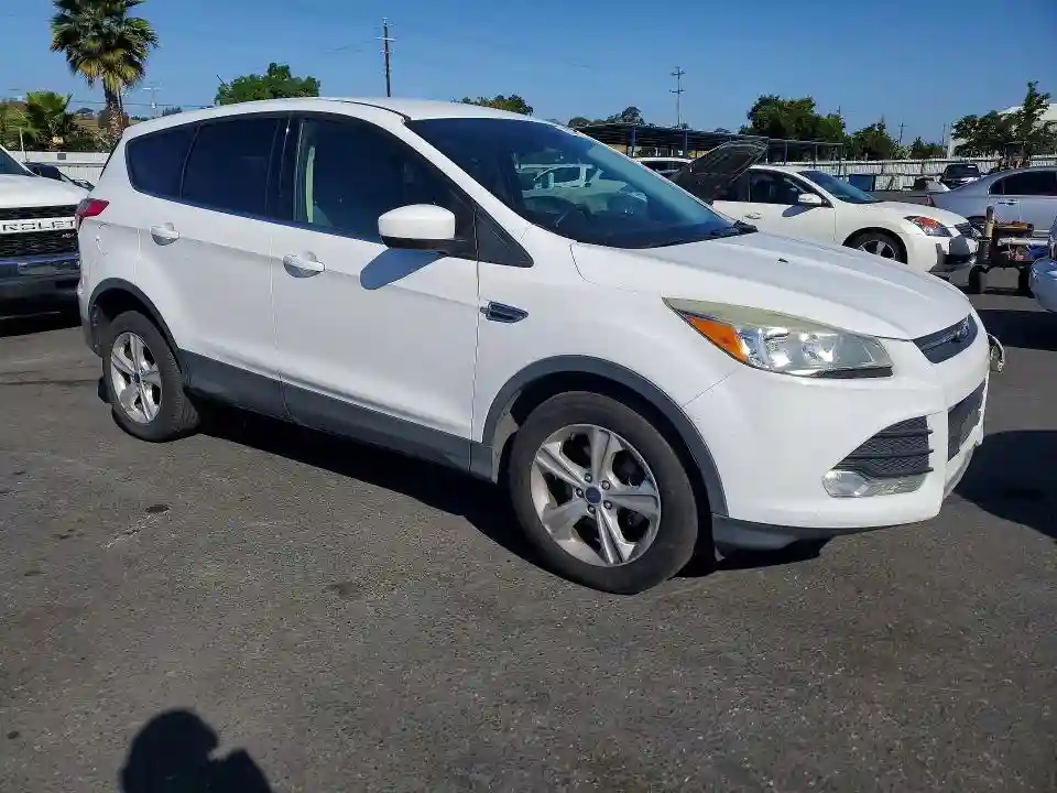 1FMCU0G72GUC80765 2016 FORD ESCAPE-3