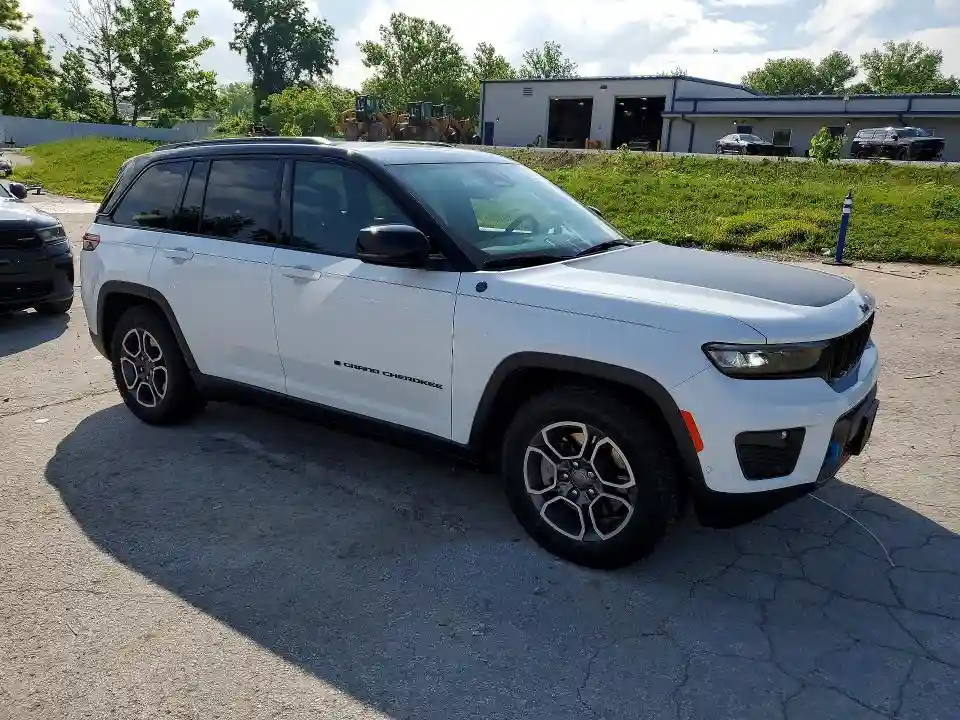 1C4RJYC65P8791866 2023 JEEP CHEROKEE-3