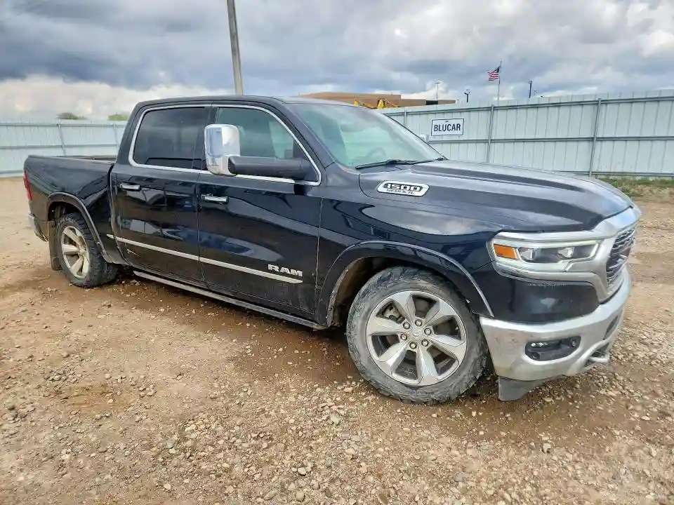 1C6SRFHT7LN380758 2020 RAM 1500-3