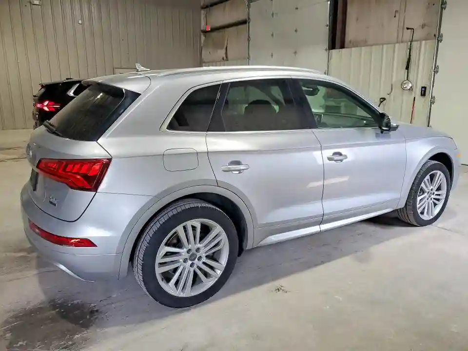 WA1BNAFY8J2239065 2018 AUDI Q5-2