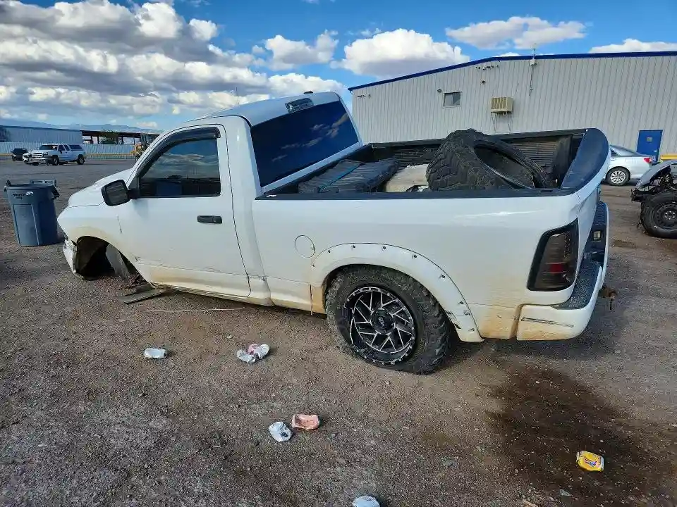 3C6JD7AT7CG261921 2012 DODGE RAM 1500-1