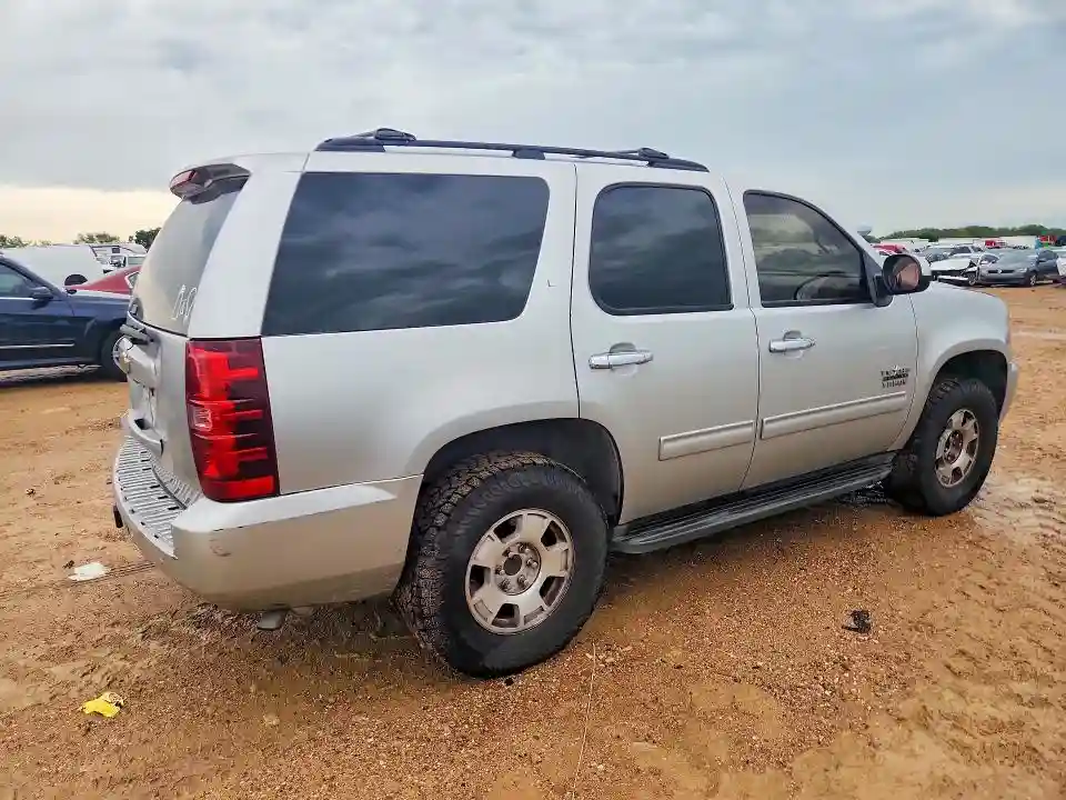 1GNSCBE02DR315945 2013 CHEVROLET TAHOE-2