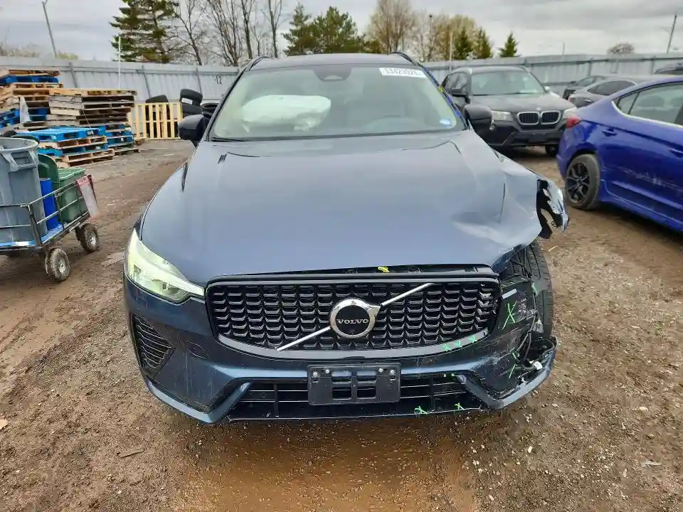 LYV062RW7PB313657 2023 VOLVO XC60 PLUS-4