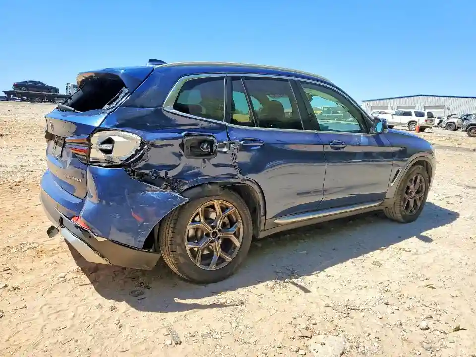 5UX43DP08N9H43161 2022 BMW X3-2