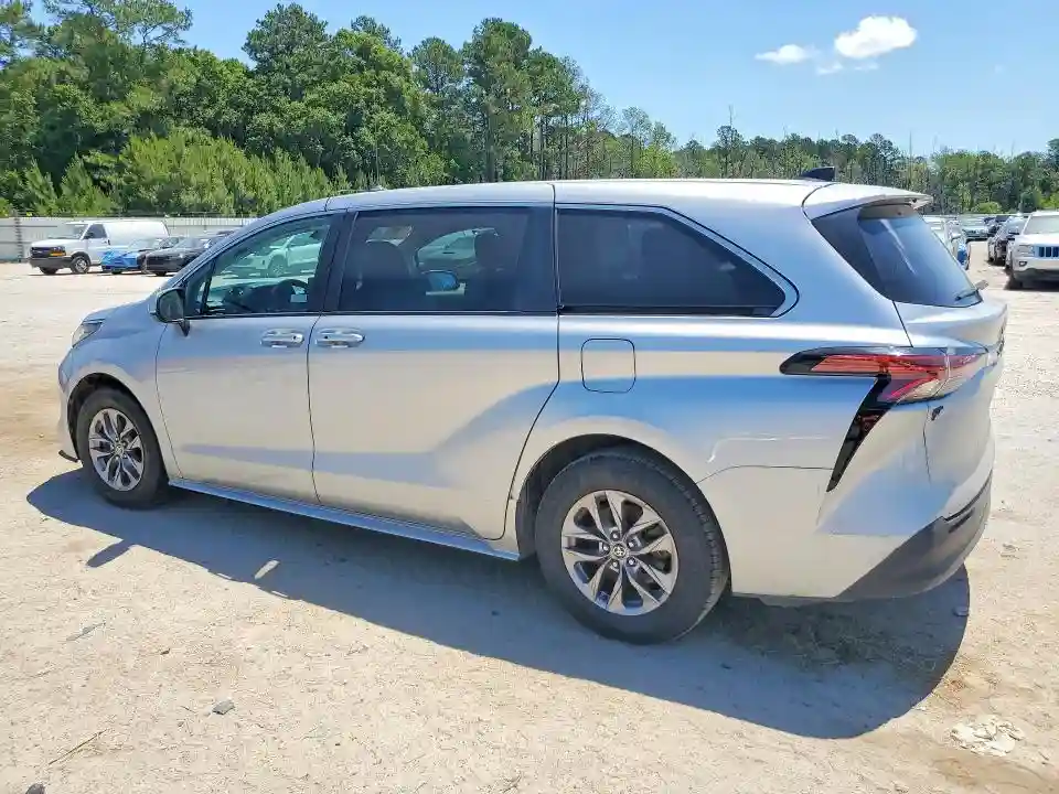 5TDKRKEC3NS115998 2022 TOYOTA SIENNA-1