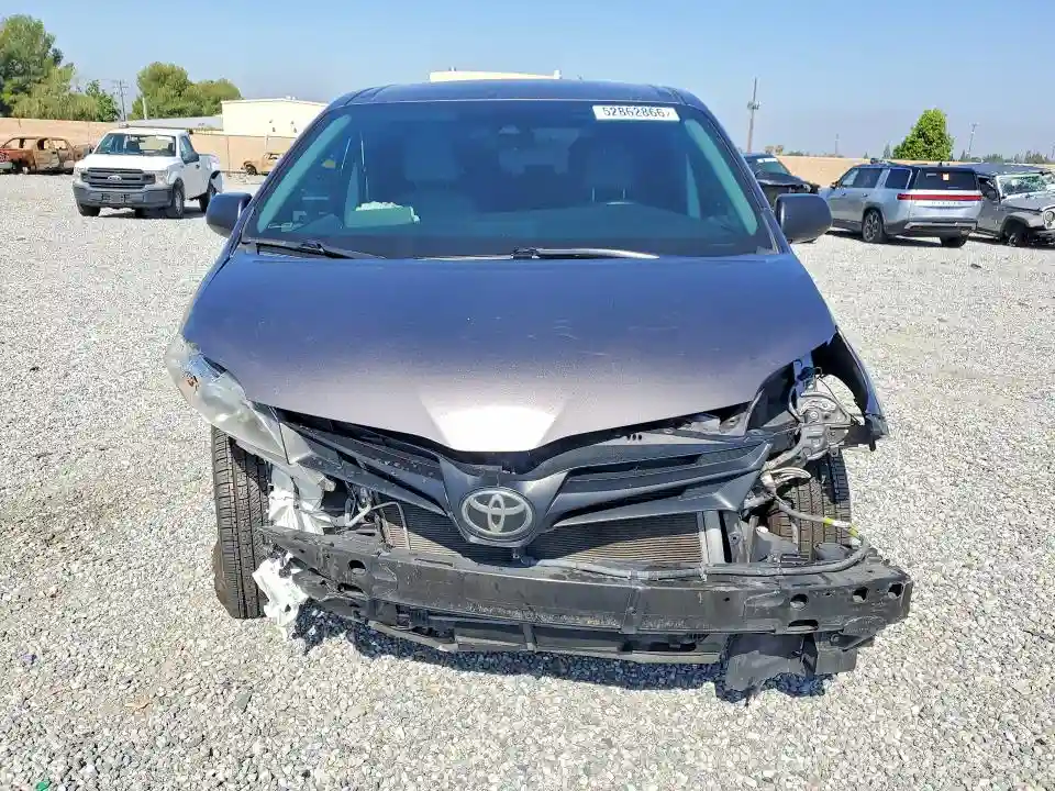 5TDZZ3DC8LS073881 2020 TOYOTA SIENNA-4