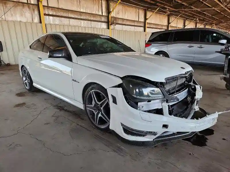 WDDGJ7HB9CF935616 2012 MERCEDES-BENZ C-CLASS-0