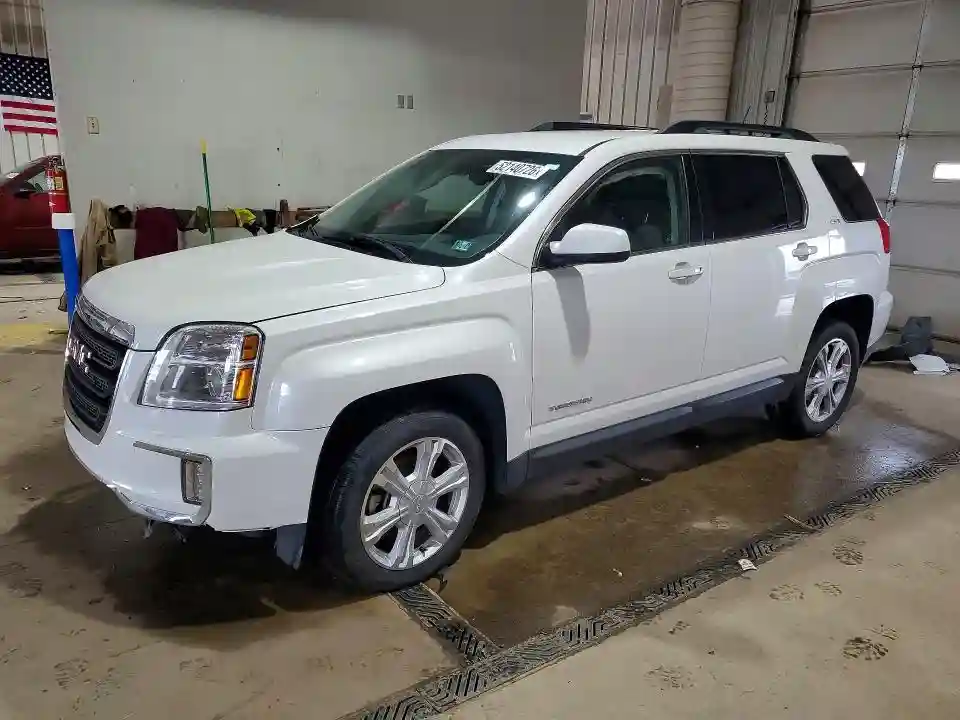 2GKFLTE39H6215504 2017 GMC TERRAIN-0