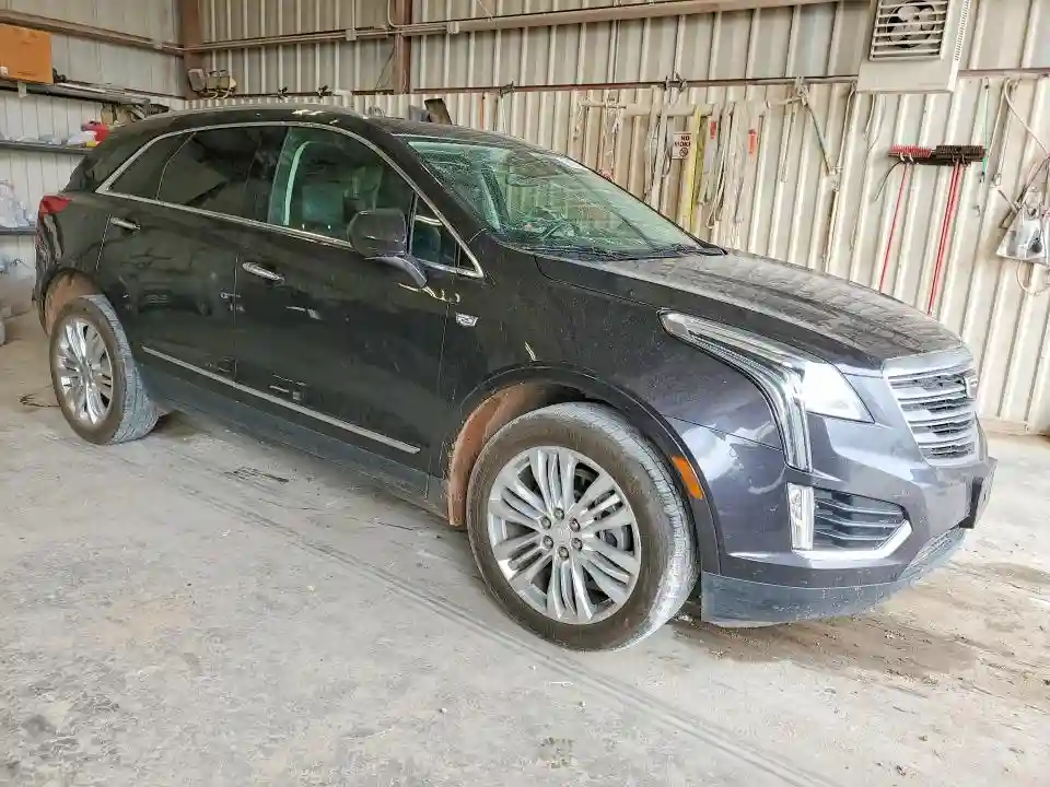 1GYKNCRS9HZ105508 2017 CADILLAC XT5-3