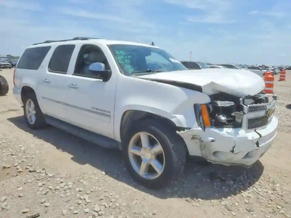 1GNSCKE03ER183327 2014 CHEVROLET SUBURBAN-3