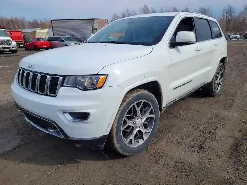 1C4RJFBG0JC132497 2018 JEEP CHEROKEE-1