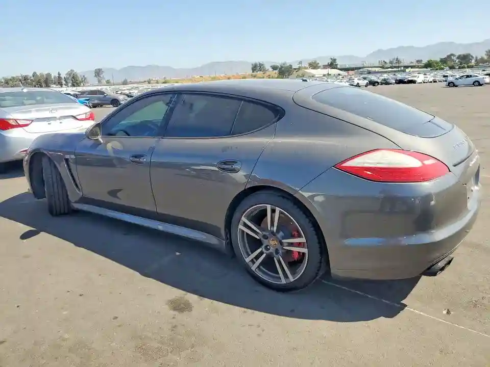 WP0AF2A75DL076568 2013 PORSCHE PANAMERA-1