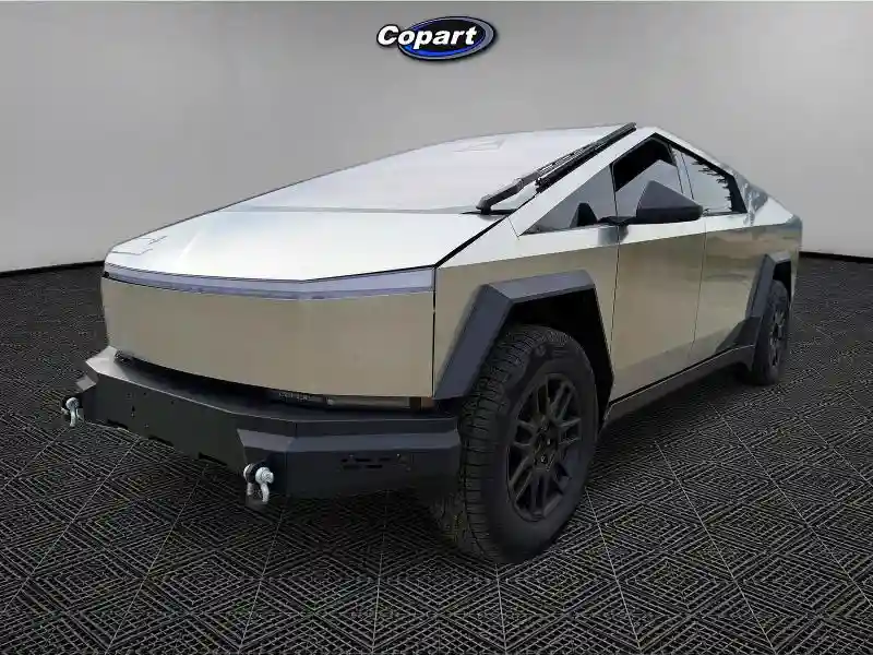 7G2CEHEE3RA048554 2024 TESLA CYBERTRUCK-1