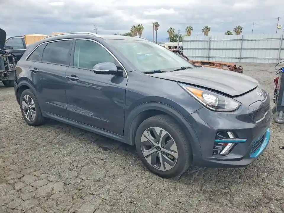 KNDCC3LG9K5017674 2019 KIA NIRO-3