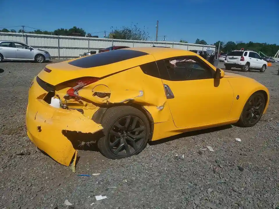 JN1AZ4EH0HM951094 2017 NISSAN 370Z-2