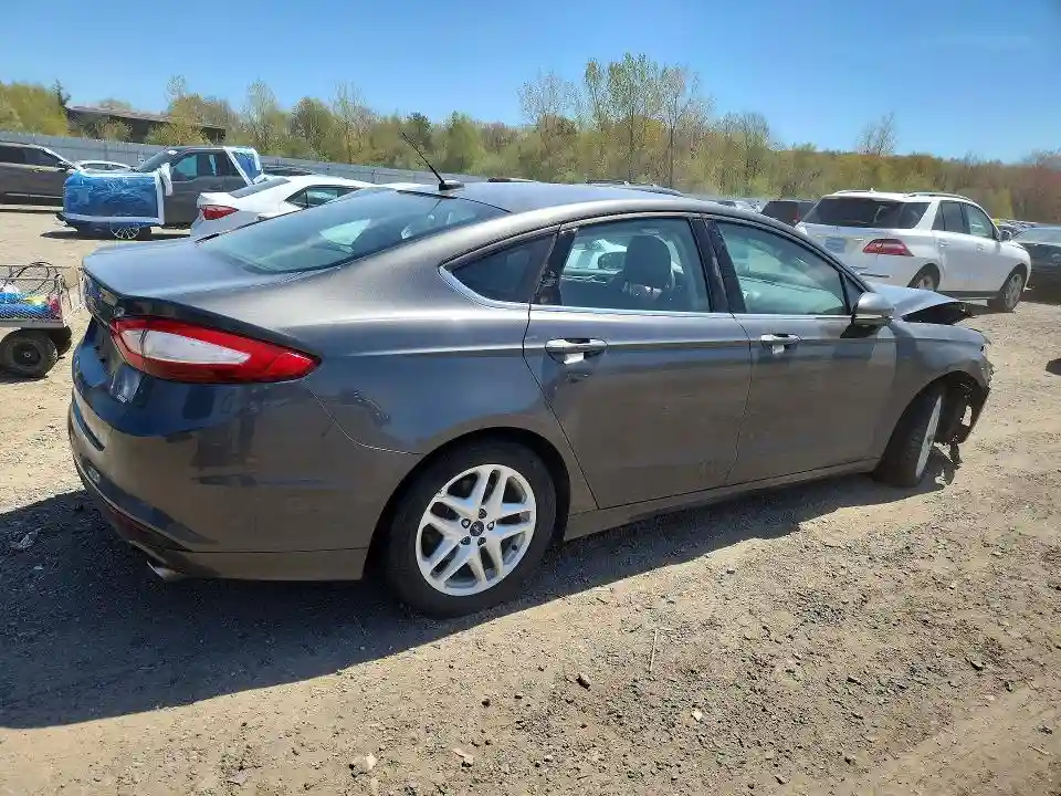 3FA6P0H78FR299324 2015 FORD FUSION SE-2