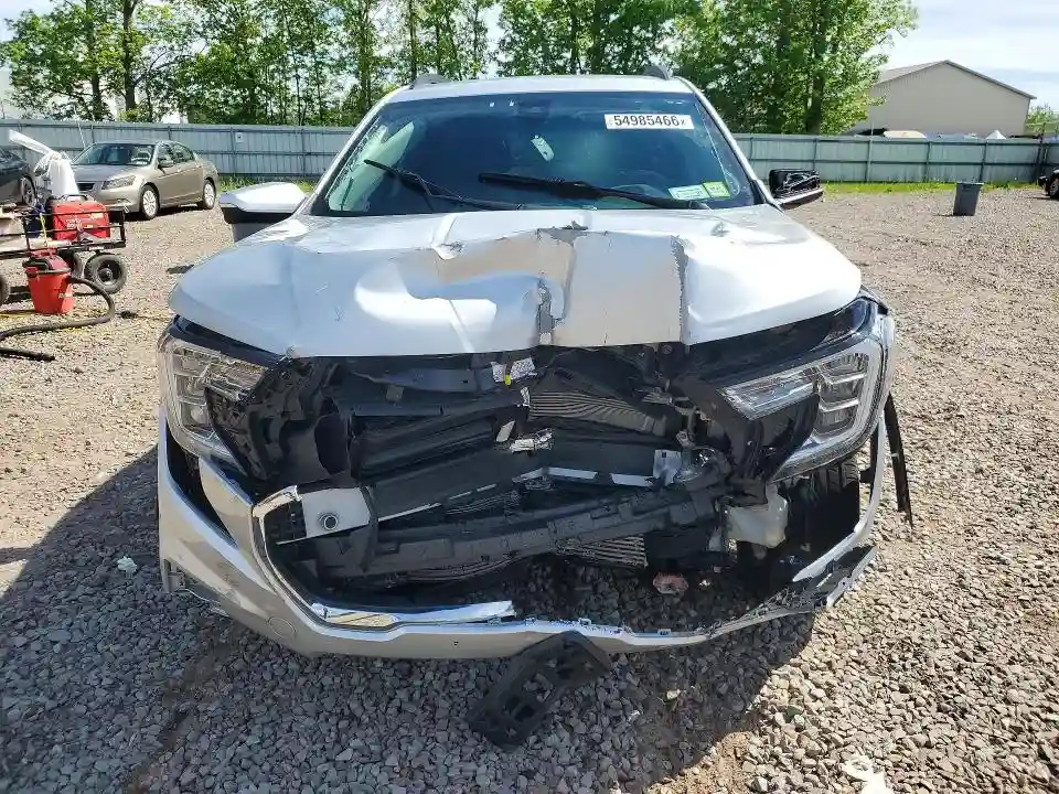 3GKALTEV8NL140572 2022 GMC TERRAIN-4