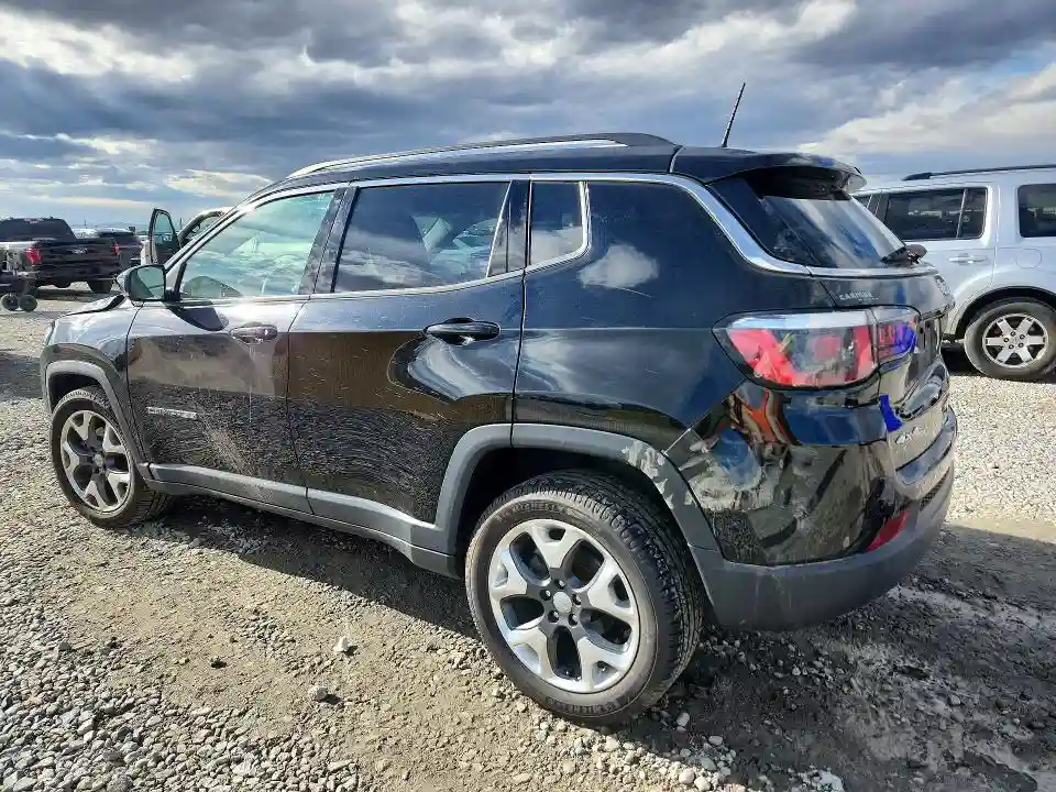 3C4NJDCB3JT246312 2018 JEEP COMPASS-1