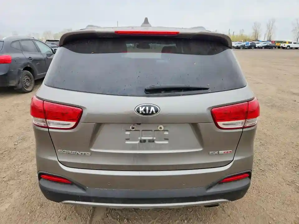 5XYPHDA13HG268682 2017 KIA SORENTO-5