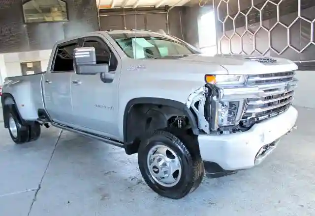 1GC4YVEY8NF270409 2022 CHEVROLET SILVERADO-0