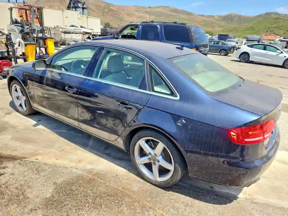 WAUMFAFL3BN044682 2011 AUDI A4-1