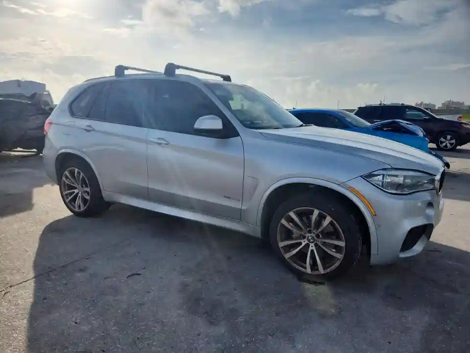 5UXKT0C59J0W02600 2018 BMW X5-3