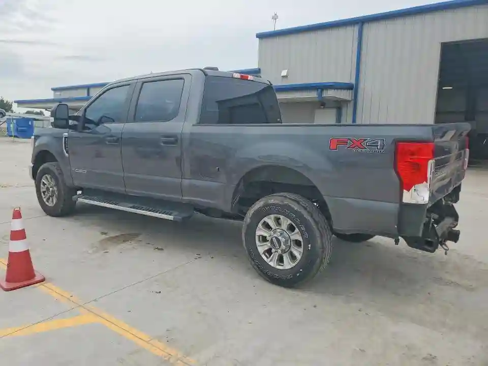 1FT8W3BTXLEE17546 2020 FORD F350-1