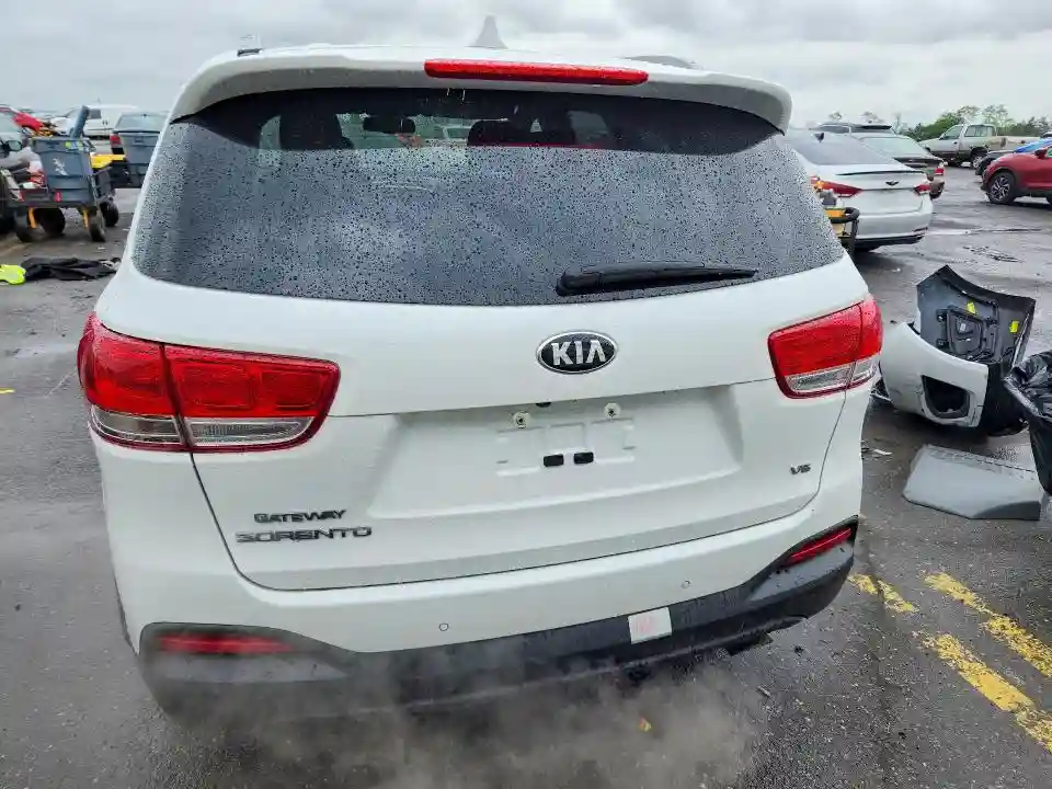 5XYPGDA54HG302425 2017 KIA SORENTO-5