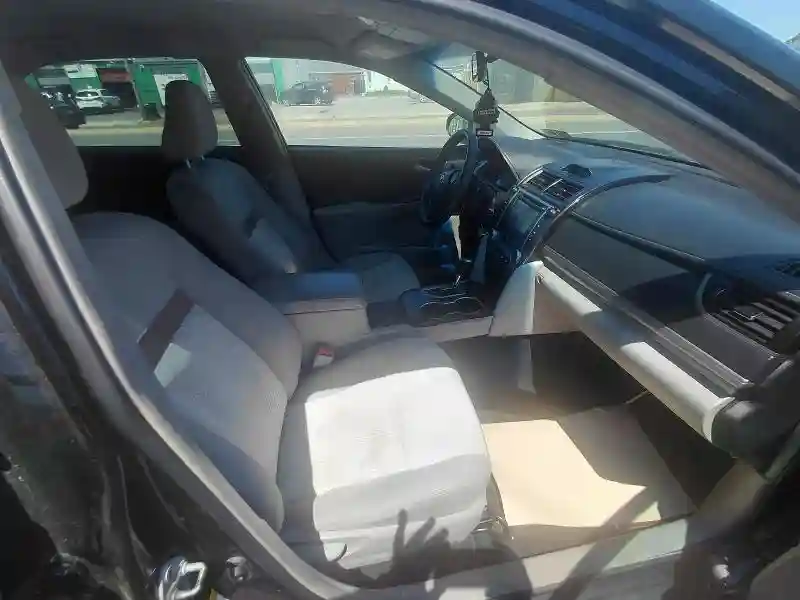 4T1BF1FK0EU315754 2014 TOYOTA CAMRY-4
