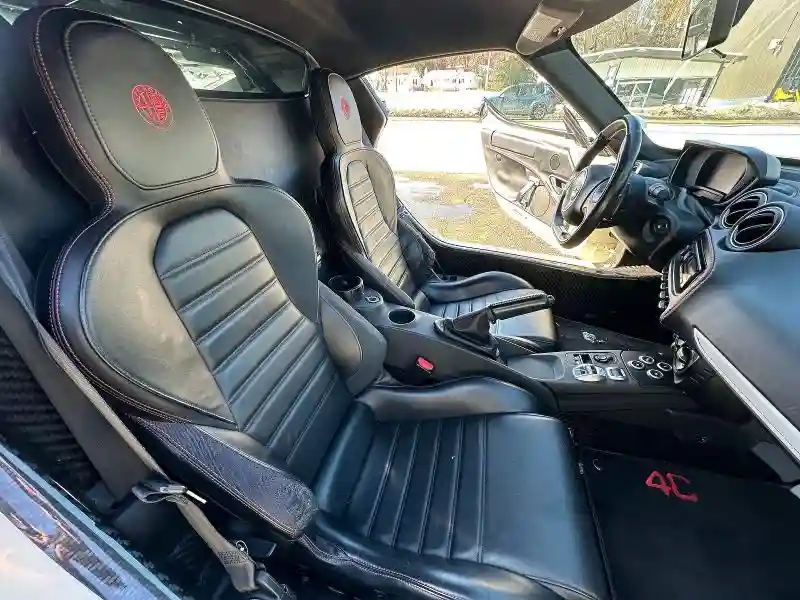 ZARBAAA41GM177436 2016 ALFA ROMEO 4C-4