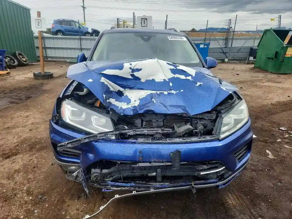 WVGEF9BP7GD010882 2016 VOLKSWAGEN TOUAREG-4