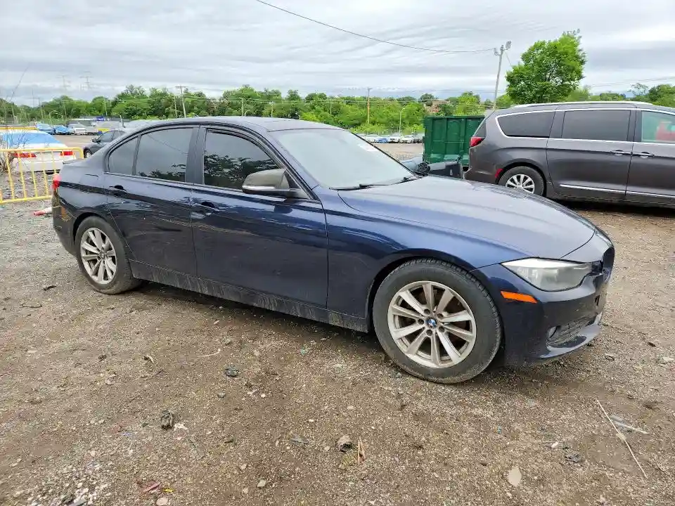 WBA3B1C56EK132015 2014 BMW 3 SERIES-3
