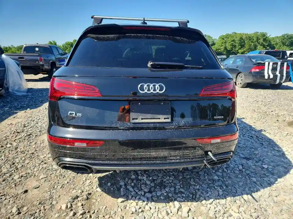 WA1FAAFY7N2003929 2022 AUDI Q5-5