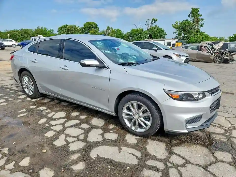 1G1ZE5ST7HF112535 2017 CHEVROLET MALIBU-3