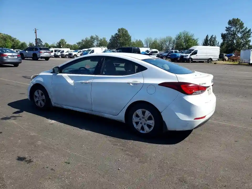 5NPDH4AE9GH776457 2016 HYUNDAI ELANTRA-1