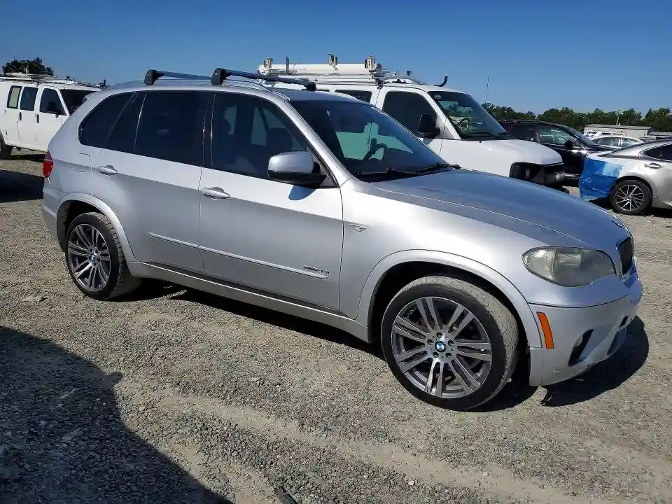 5UXZV4C50BL407713 2011 BMW X5-3