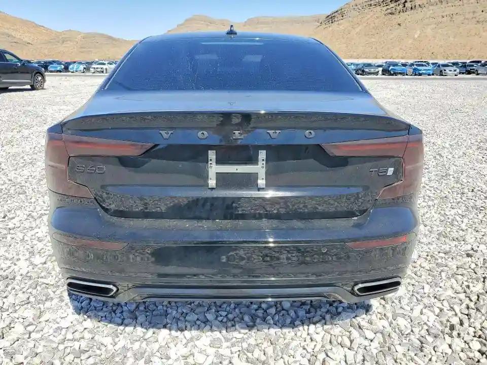 7JR102FM0KG006497 2019 VOLVO S60-5