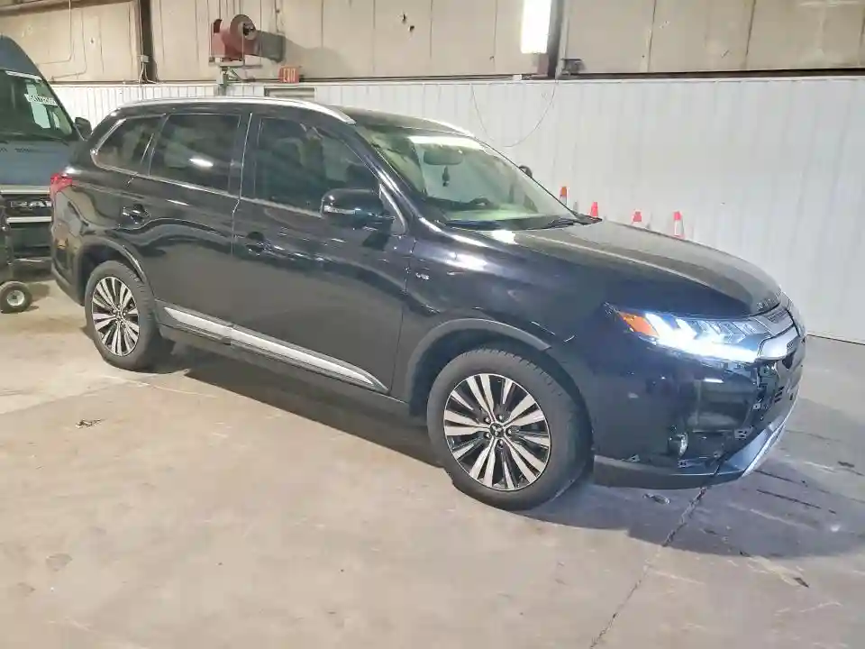 JA4JZ4AX1KZ017072 2019 MITSUBISHI OUTLANDER-3