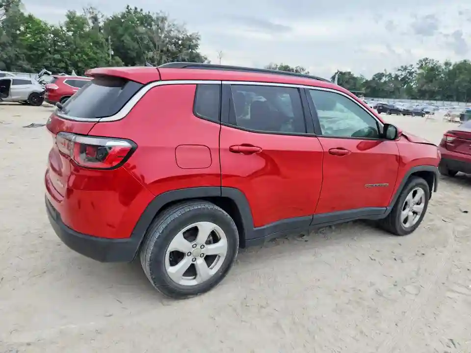 3C4NJCBB6JT194945 2018 JEEP COMPASS-2