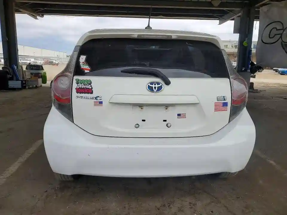 JTDKDTB38C1511959 2012 TOYOTA PRIUS C TH-5