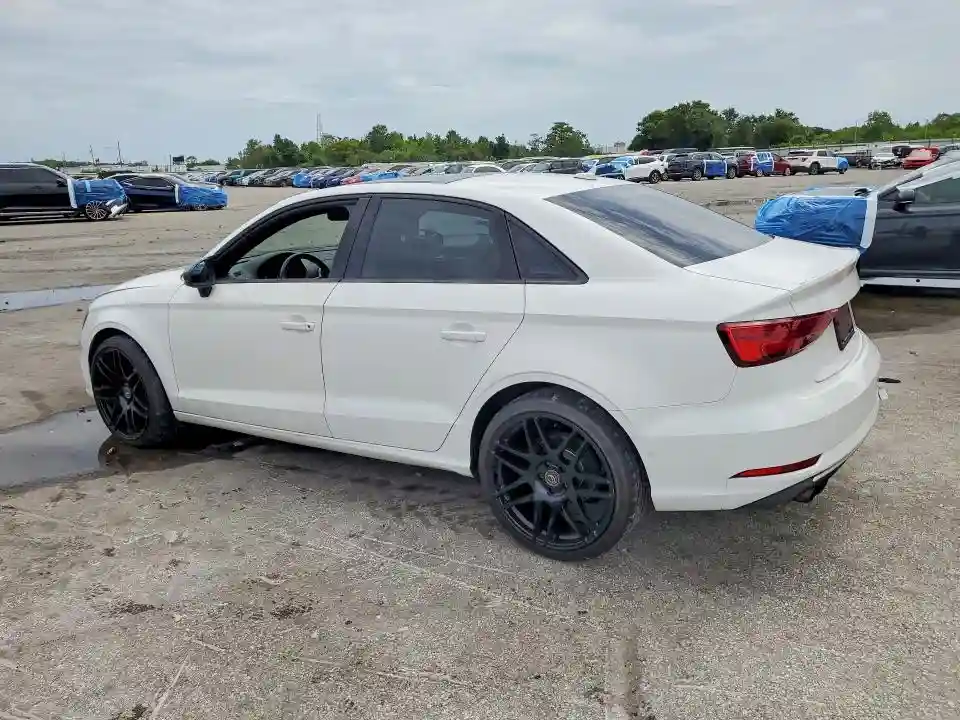 WAUAUGFF8H1042772 2017 AUDI A3-1