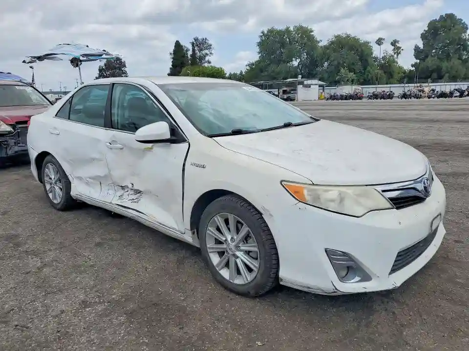 4T1BD1FK8CU015222 2012 TOYOTA CAMRY SOLA-3