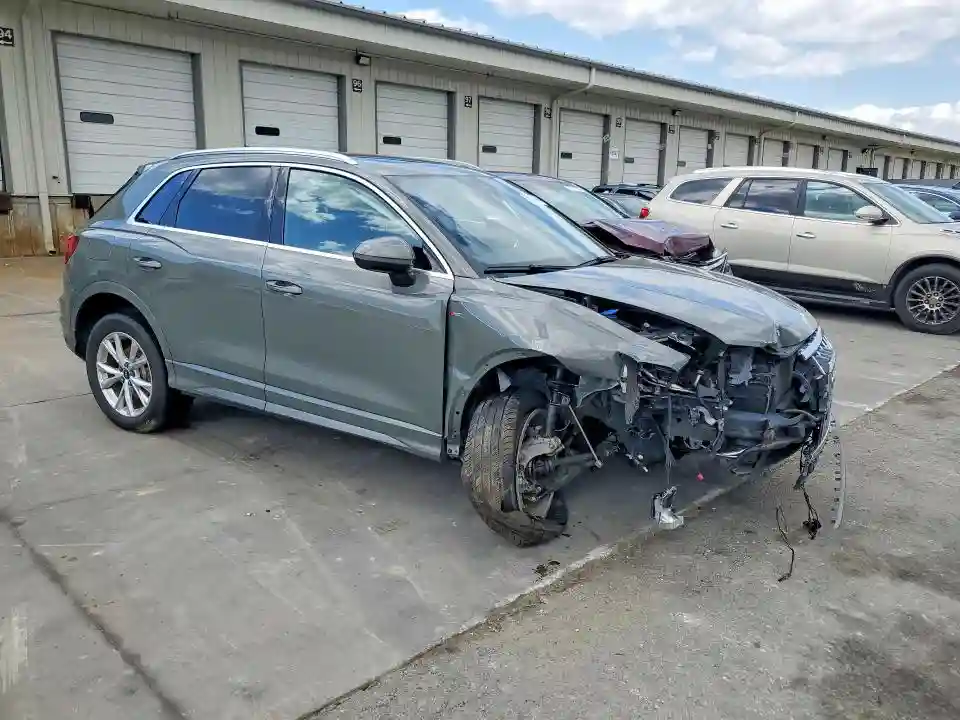 WA1DECF34S1011760 2025 AUDI Q3-3