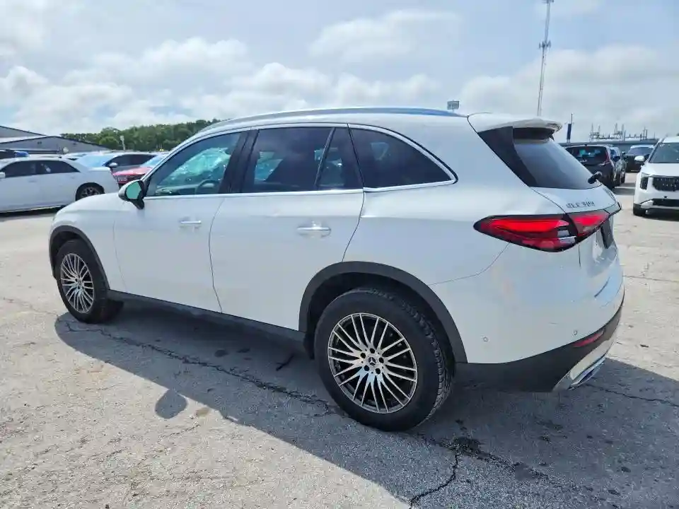 W1NKM4HB4RF232002 2024 MERCEDES-BENZ GLC-CLASS-1
