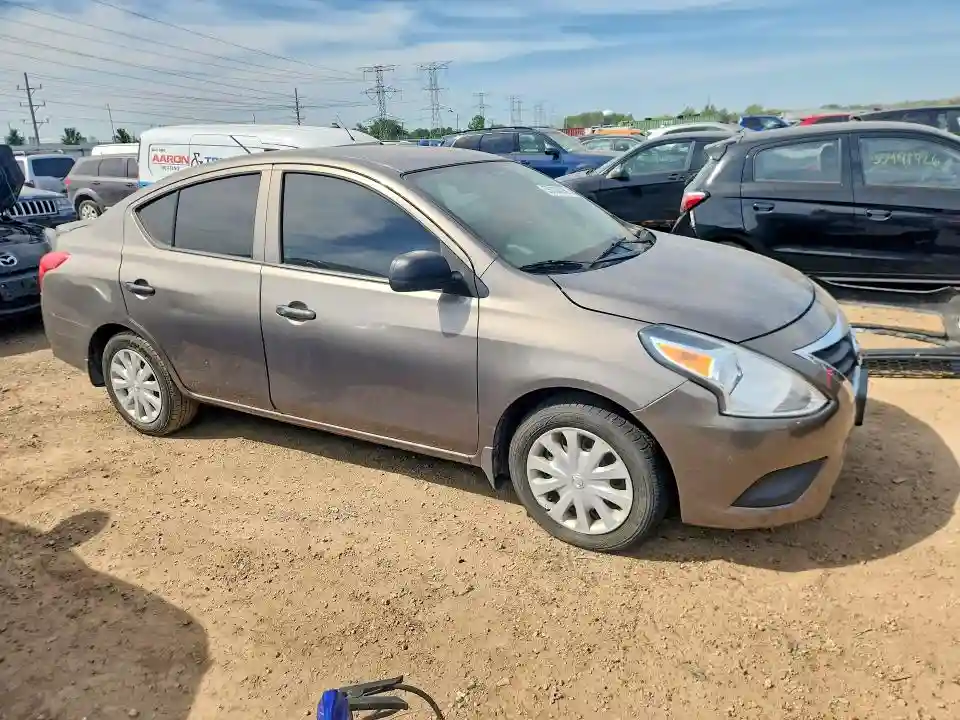 3N1CN7AP7FL819928 2015 NISSAN VERSA-3