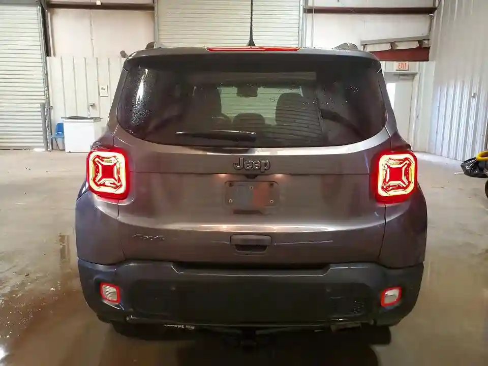 ZACNJDB11MPM62239 2021 JEEP RENEGADE-5