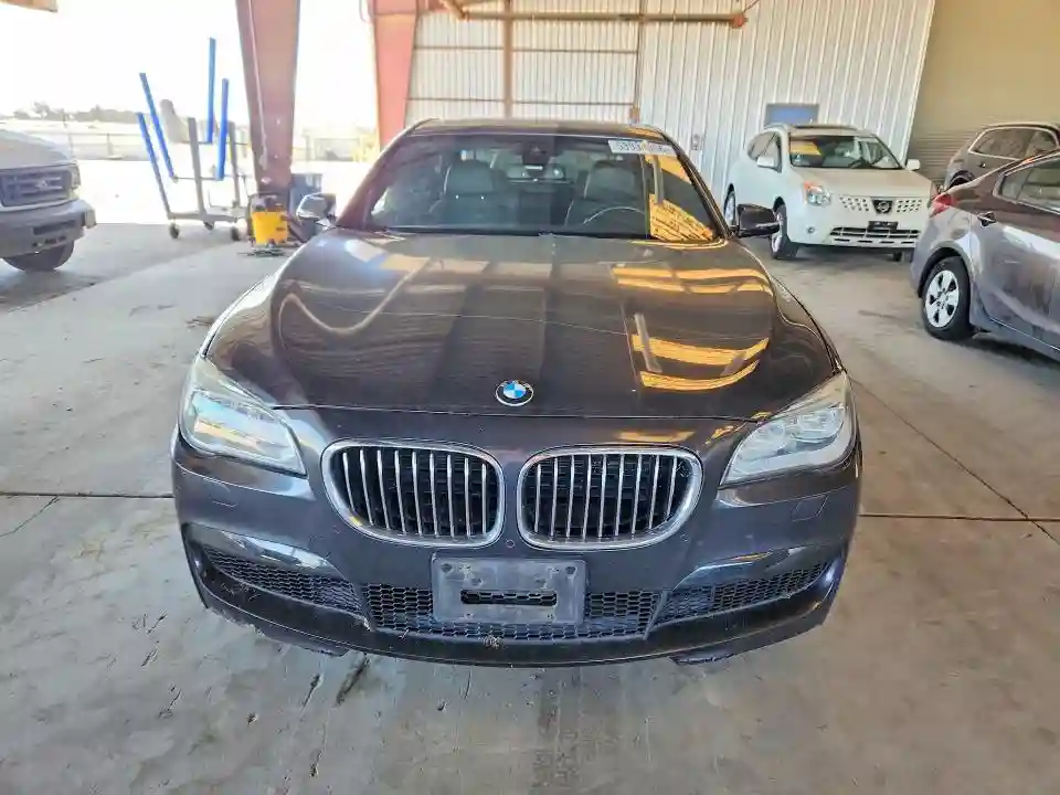 WBAYA8C52DD227806 2013 BMW 7 SERIES-4