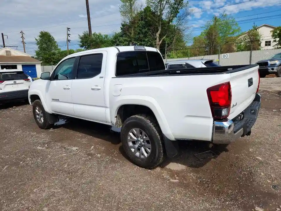 5TFCZ5AN4JX129331 2018 TOYOTA TACOMA-1