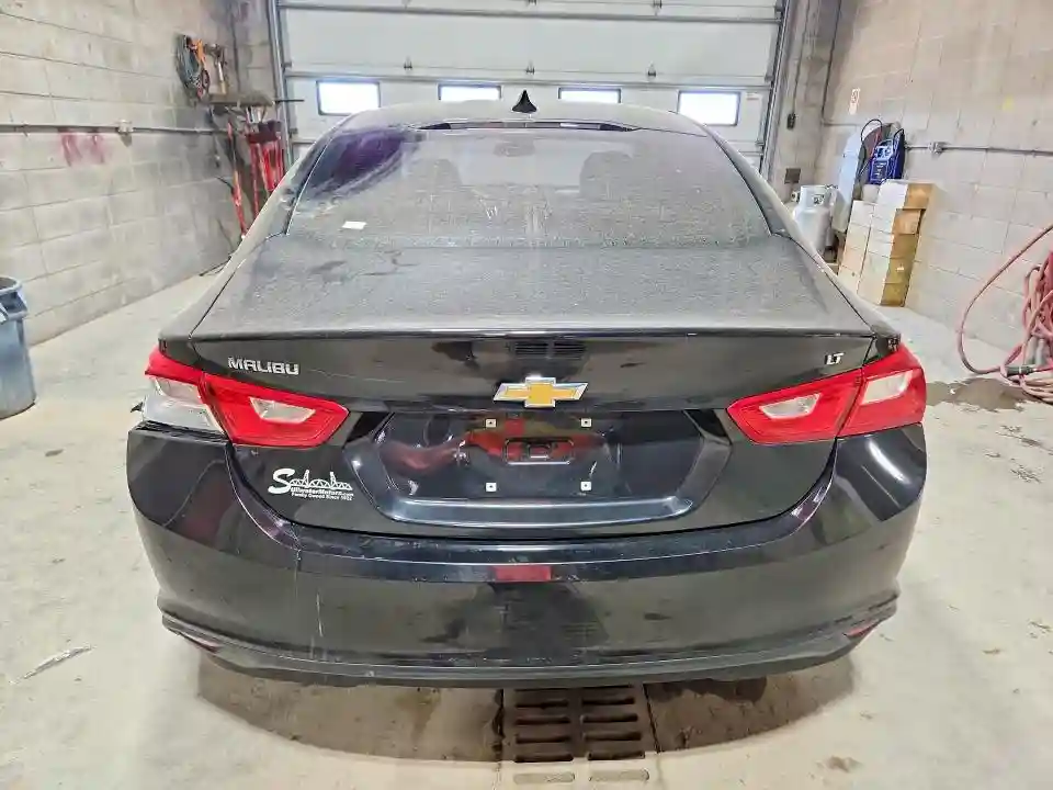 1G1ZD5ST3JF233006 2018 CHEVROLET MALIBU-5